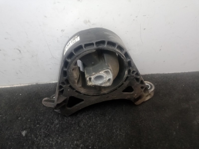 Recambio de soporte cambio para opel insignia a (g09) 2.0 cdti (68) referencia OEM IAM 13227769  