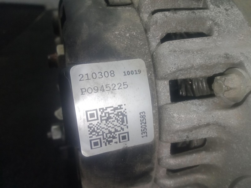 Recambio de alternador para opel insignia a (g09) 2.0 cdti (68) referencia OEM IAM P0945225 - 13502583 LUCAS 