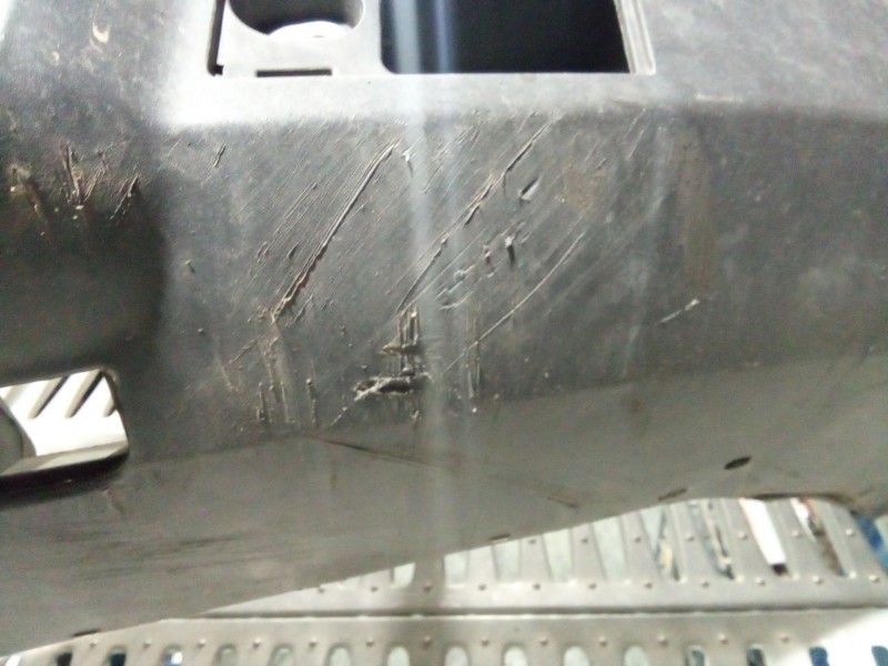 Recambio de paragolpes delantero para iveco daily vi furgoneta 33s12, 35s12, 35c12 referencia OEM IAM   PLASTICO.NEGRO