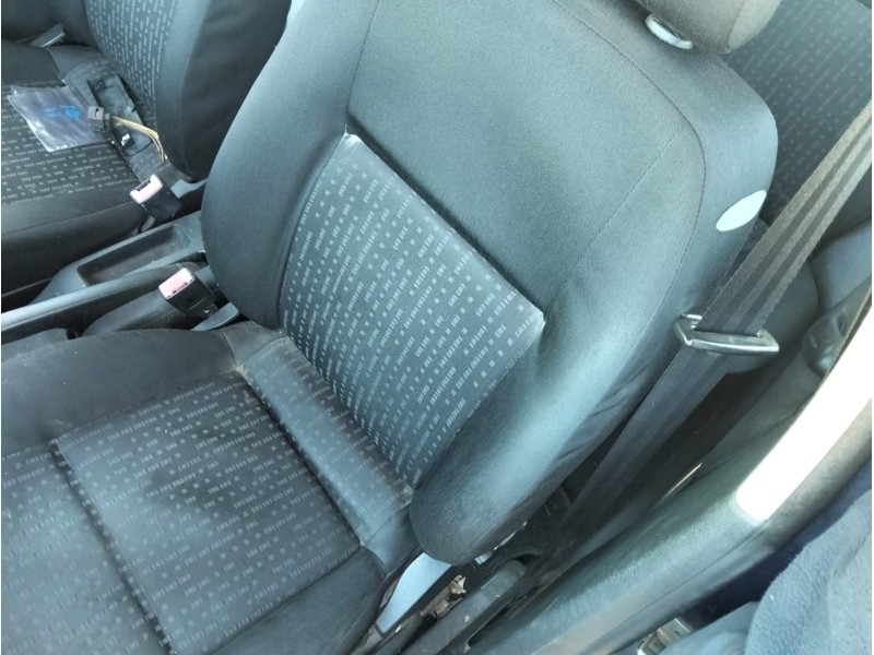 Recambio de asiento delantero izquierdo para volkswagen golf iv (1j1) 1.9 tdi referencia OEM IAM   