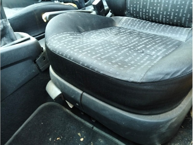 Recambio de asiento delantero izquierdo para volkswagen golf iv (1j1) 1.9 tdi referencia OEM IAM   