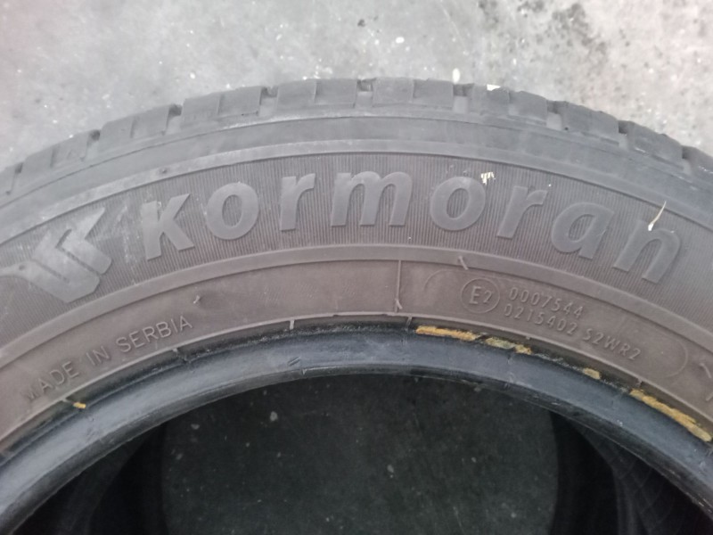 Recambio de pareja neumaticos para nissan kubistar furgoneta (x76) 1.5 dci referencia OEM IAM 165/70R14C - 89/87R KORMORAN VANPR