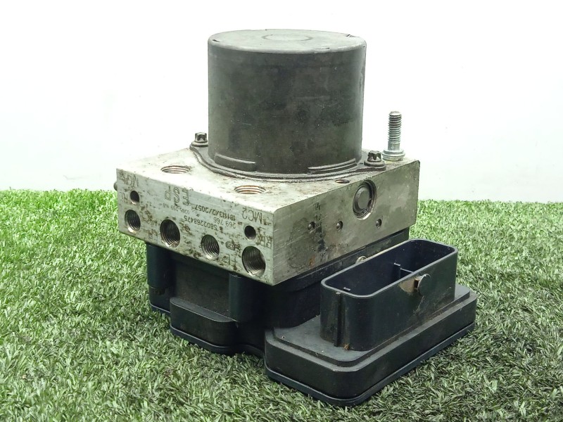 Recambio de abs para iveco daily vi furgoneta 33s14, 35s14, 35c14 referencia OEM IAM 2265106516 - 0265956519 - 5802268475  BOSCH