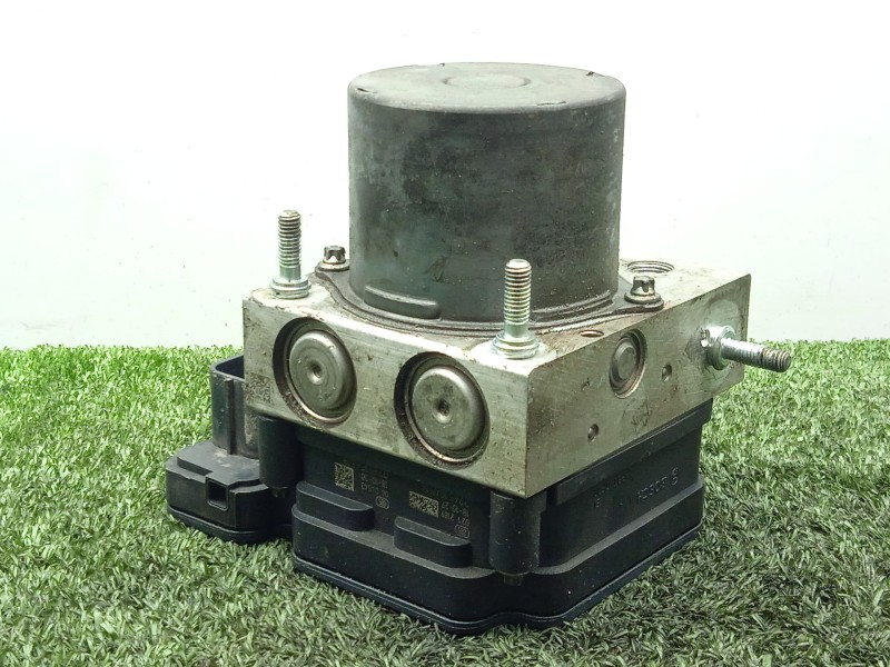 Recambio de abs para iveco daily vi furgoneta 33s14, 35s14, 35c14 referencia OEM IAM 2265106516 - 0265956519 - 5802268475  BOSCH