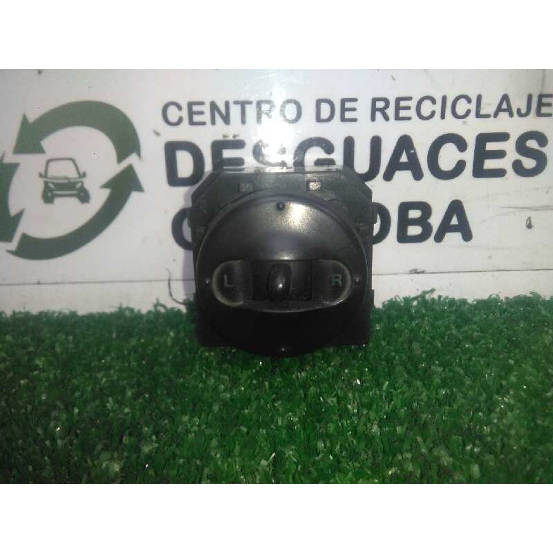 Recambio de mando retrovisor para kia sorento 2.5 crdi referencia OEM IAM SINREFERENCIA 7.PINES 