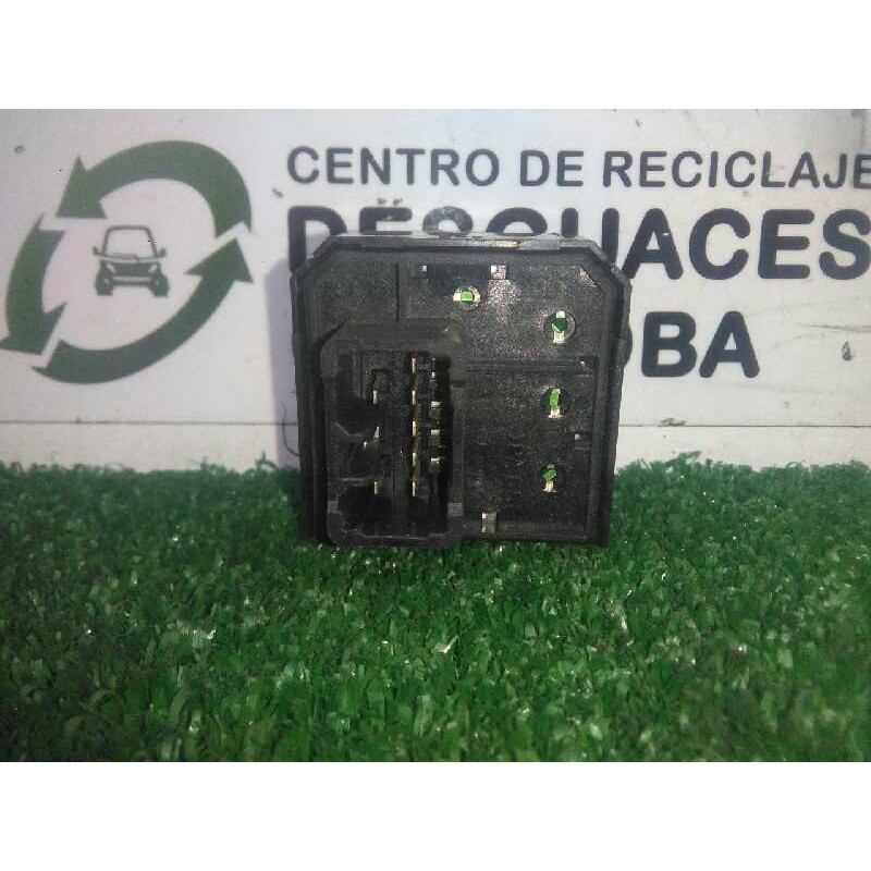 Recambio de mando retrovisor para kia sorento 2.5 crdi referencia OEM IAM SINREFERENCIA 7.PINES 