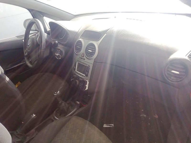 opel corsa d (s07) del año 2013