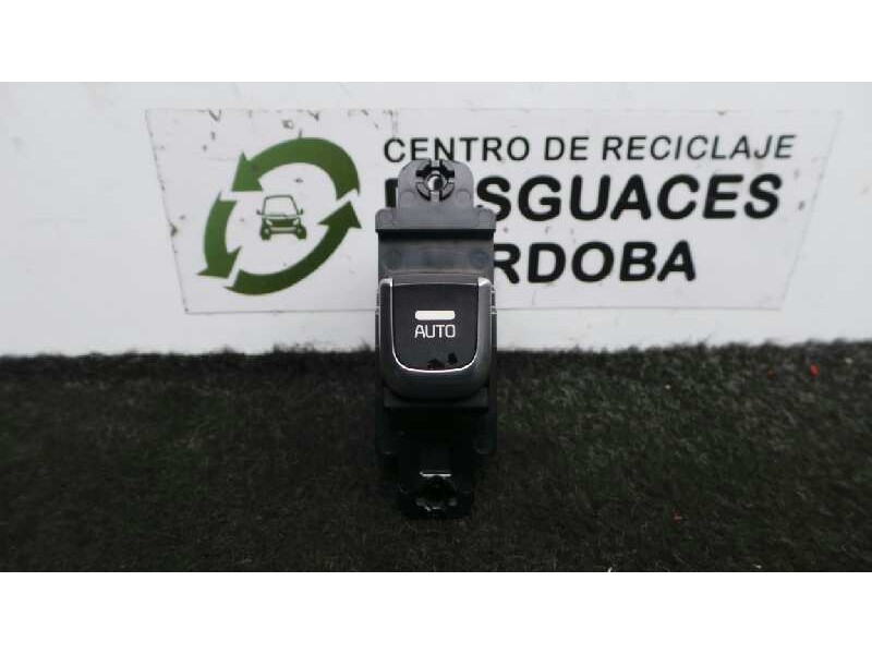 Recambio de mando elevalunas trasero derecho para kia carens ( ) 1.7 crdi cat referencia OEM IAM 93580A4000  