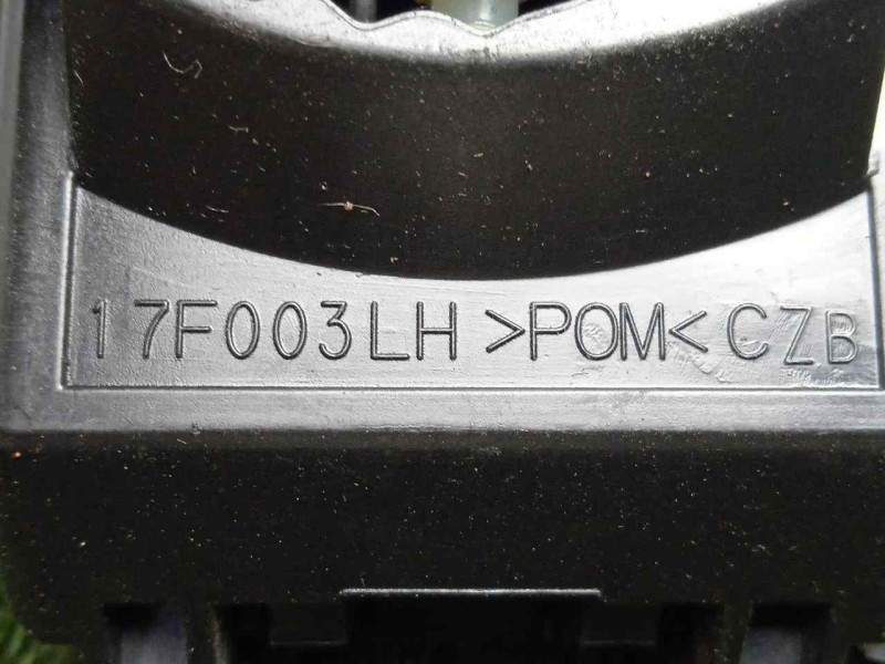 Recambio de mando limpia para toyota yaris 1.4 turbodiesel cat referencia OEM IAM 17F003LH LIMPIA TRASERO 9.PIN