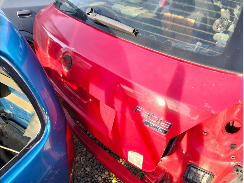 Recambio de porton trasero para skoda fabia (5j2 ) 1.2 referencia OEM IAM   