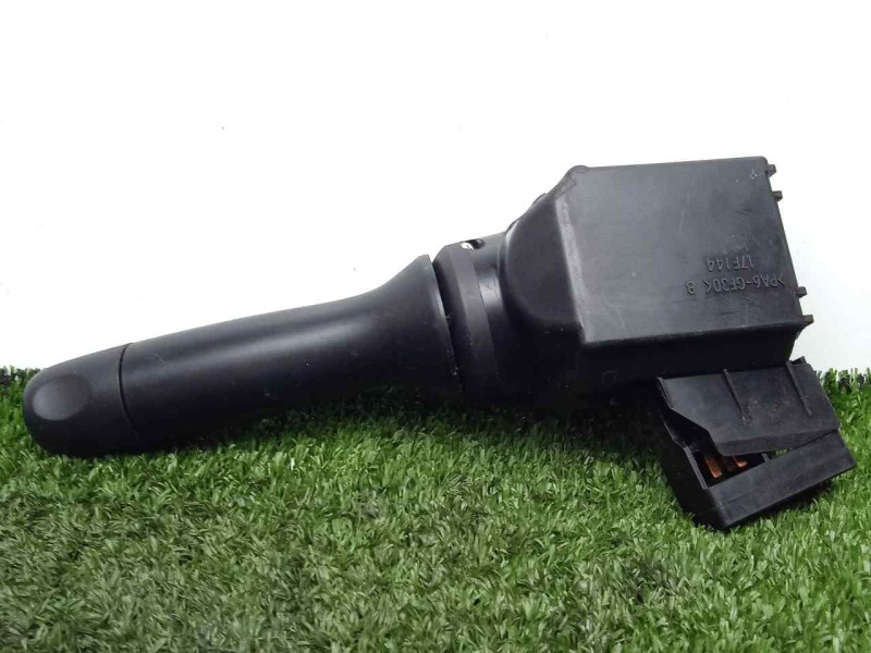 Recambio de mando limpia para toyota yaris 1.4 turbodiesel cat referencia OEM IAM 17F003LH LIMPIA TRASERO 9.PIN