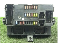 Recambio de caja reles / fusibles para iveco daily vi furgoneta 33s16, 35s16, 35c16, 40c16, 50c16 referencia OEM IAM 5802210502 