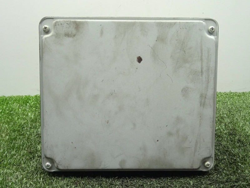 Recambio de centralita motor uce para toyota avensis (_t25_) 2.0 d-4d (adt250_) referencia OEM IAM 8966105A41 - MB1758009500 A4 