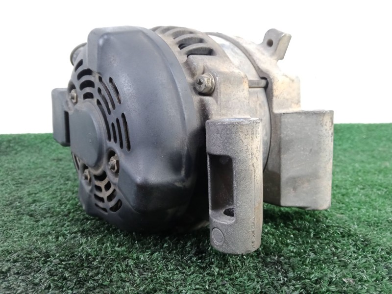 Recambio de alternador para toyota avensis (_t25_) 2.0 d-4d (adt250_) referencia OEM IAM 270600G01184 - 9664219452 100AH - POLEA