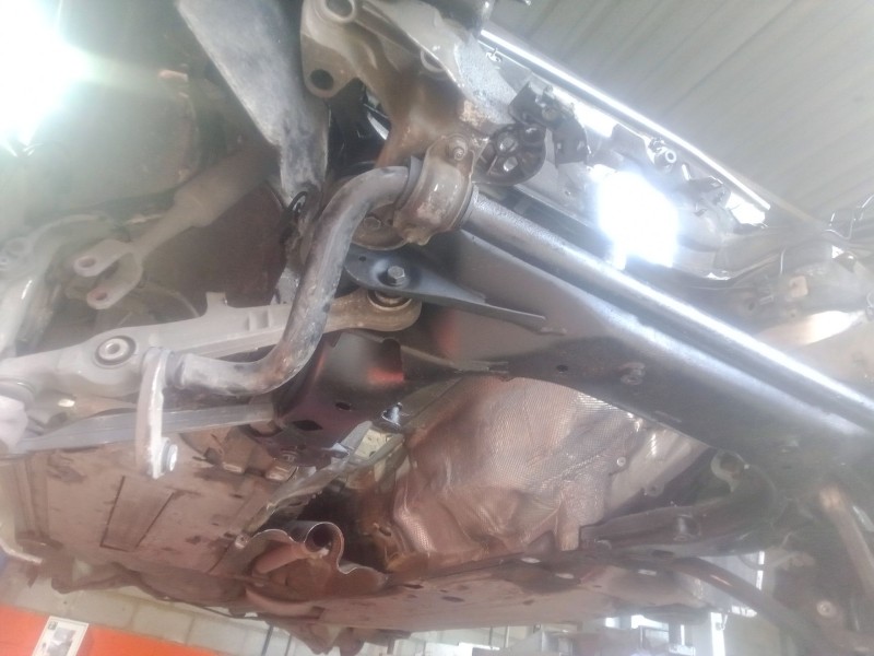 Recambio de puente delantero para audi a4 b6 descapotable (8h7) 2.5 tdi referencia OEM IAM   