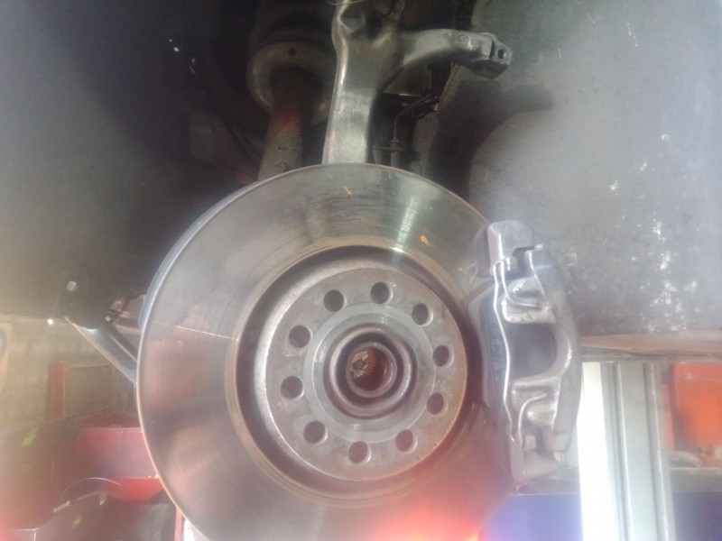 Recambio de mangueta delantera izquierda para audi a4 b6 descapotable (8h7) 2.5 tdi referencia OEM IAM   