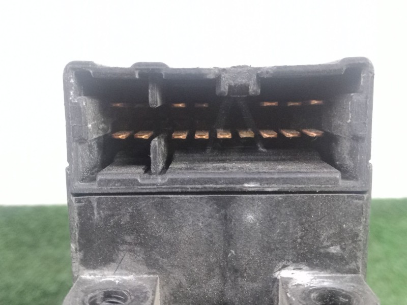 Recambio de mando elevalunas delantero izquierdo para nissan pick-up (d22) referencia OEM IAM  4 BOTONES 