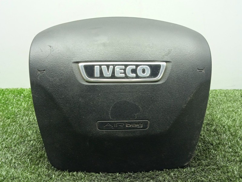 Recambio de airbag delantero izquierdo para iveco daily vi furgoneta 33s16, 35s16, 35c16, 40c16, 50c16 referencia OEM IAM 058015