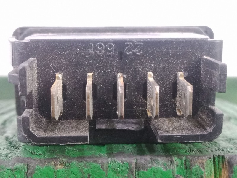 Recambio de mando elevalunas delantero izquierdo para peugeot 306 berlina 3/5 puertas (s1) 1.9 turbodiesel referencia OEM IAM  1