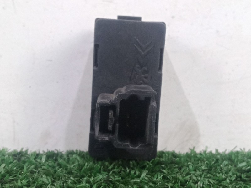 Recambio de mando elevalunas trasero derecho para peugeot 307 (s1) 1.6 16v cat referencia OEM IAM   