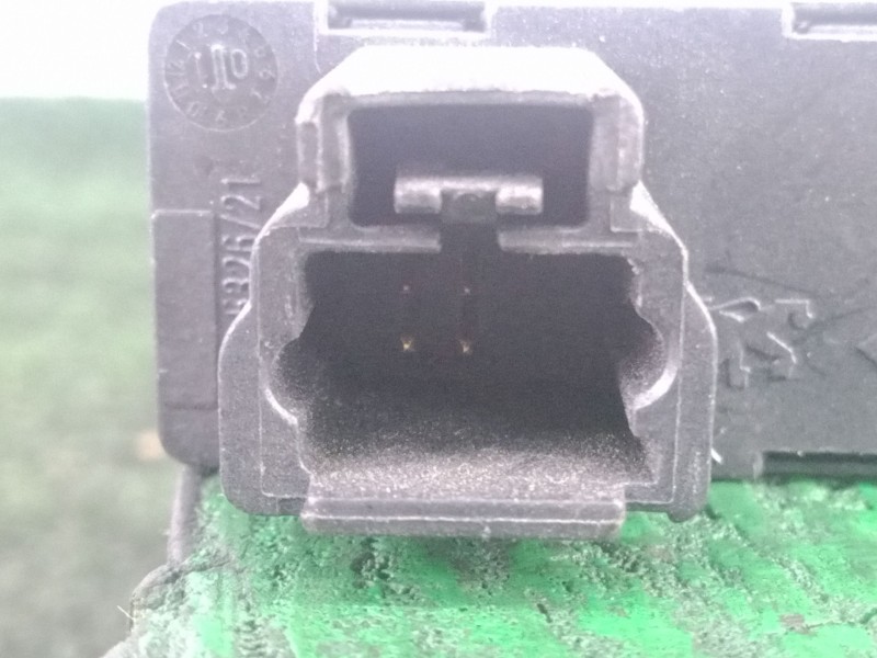 Recambio de mando elevalunas trasero derecho para peugeot 307 (s1) 1.6 16v cat referencia OEM IAM   