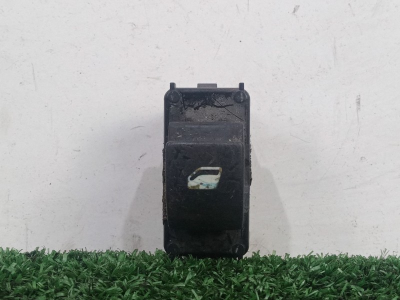 Recambio de mando elevalunas trasero izquierdo para citroën c4 berlina collection referencia OEM IAM   4.PIN