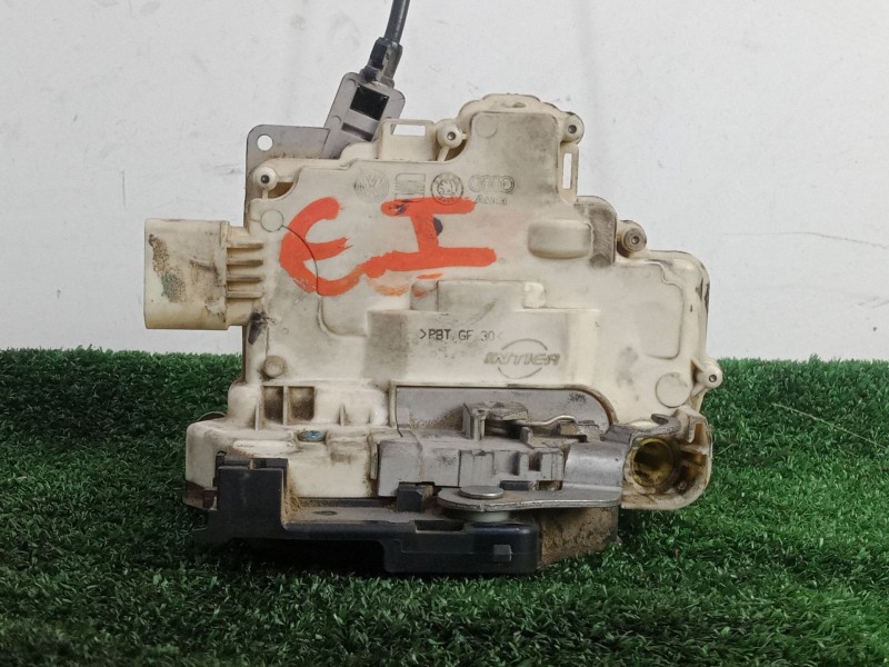 Recambio de cerradura puerta delantera izquierda para seat leon (1p1) 1.9 tdi referencia OEM IAM  ELECTRICA - 9.PINES 