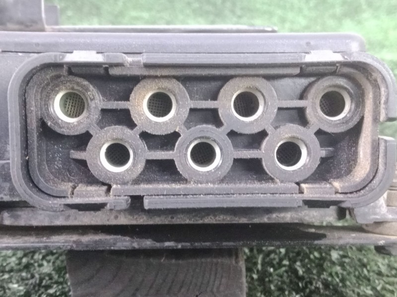 Recambio de valvula aire adicional para seat leon (1p1) 1.9 tdi referencia OEM IAM 1K0906279B 6.PINES 