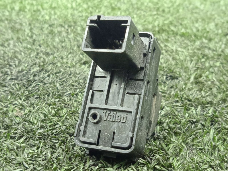 Recambio de mando elevalunas trasero derecho para peugeot 207 1.6 hdi referencia OEM IAM 96548609 4.PINES 