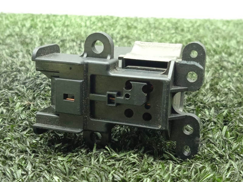 Recambio de mando elevalunas trasero derecho para honda cr-v (rd8) 2.2 ctdi referencia OEM IAM M20013  