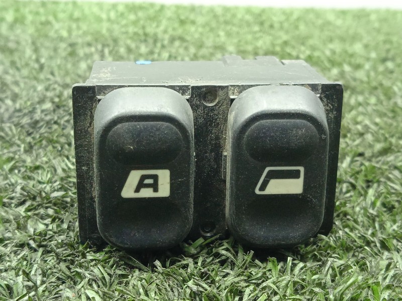 Recambio de mando elevalunas delantero izquierdo para peugeot 406 berlina (s1/s2) 2.1 turbodiesel cat referencia OEM IAM   