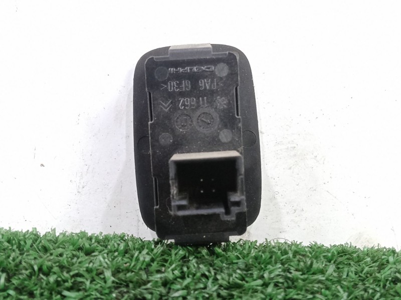 Recambio de mando elevalunas trasero derecho para citroën c4 picasso 2.0 hdi fap cat (rhr / dw10bted4) referencia OEM IAM 966393