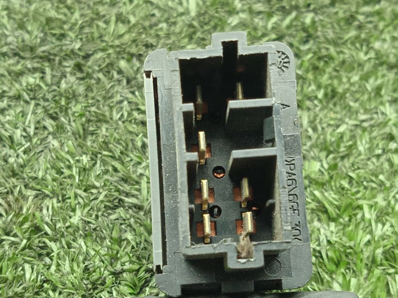 Recambio de mando elevalunas delantero derecho para peugeot 307 (s1) 2.0 hdi cat referencia OEM IAM   5-PUERTAS