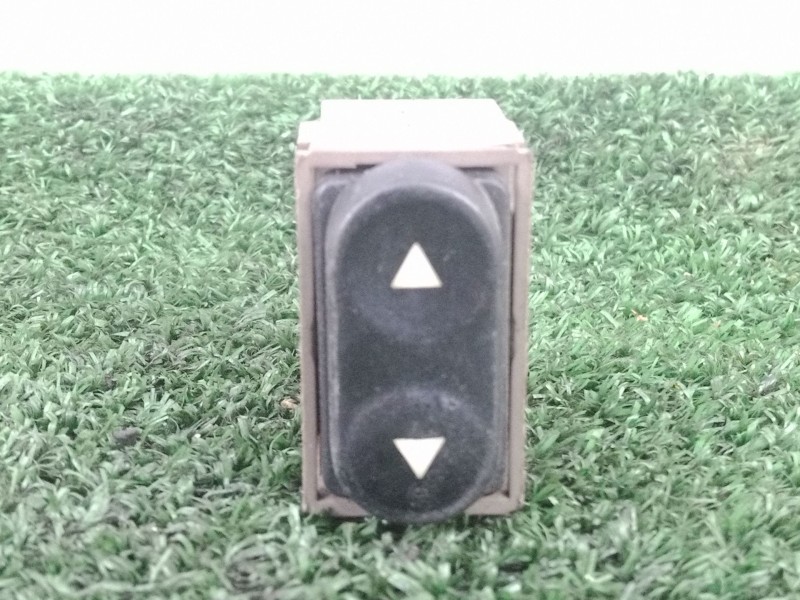 Recambio de mando elevalunas delantero derecho para fiat seicento (187) referencia OEM IAM   