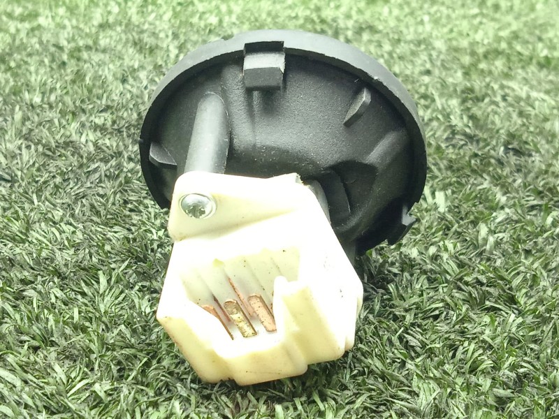 Recambio de mando elevalunas delantero izquierdo para mg serie 25 (rf) 1.4 16v cat referencia OEM IAM   