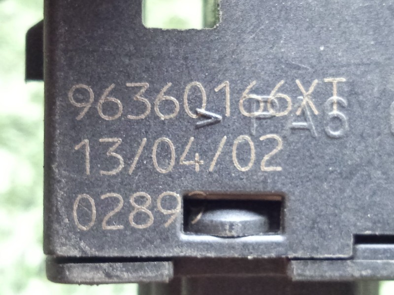 Recambio de mando elevalunas trasero izquierdo para peugeot 307 break / sw (s1) 1.6 16v cat referencia OEM IAM   