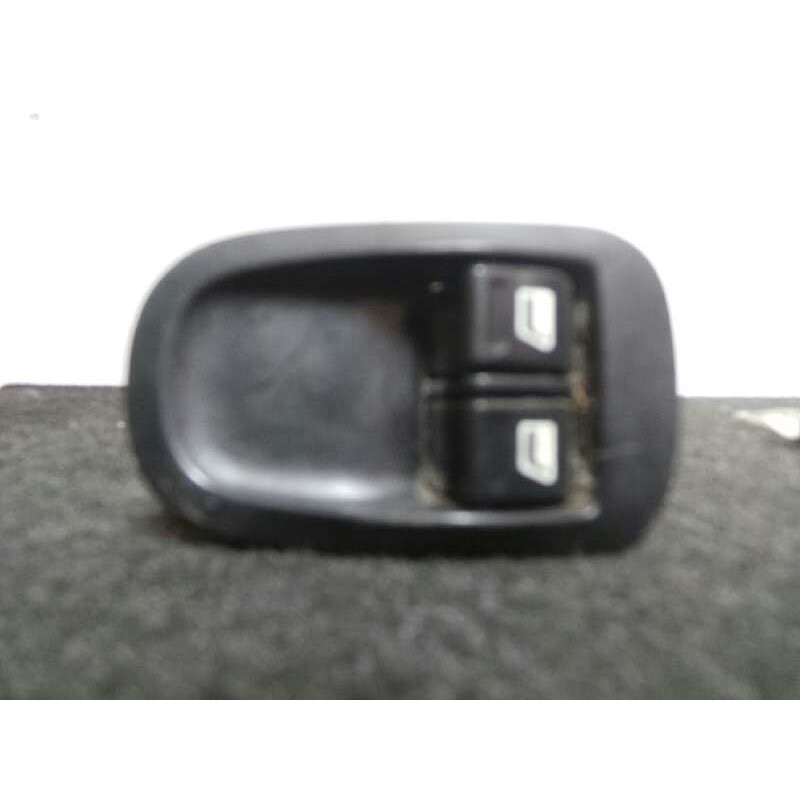 Recambio de mando elevalunas delantero izquierdo para peugeot 206 berlina 1.4 referencia OEM IAM   6 PINES