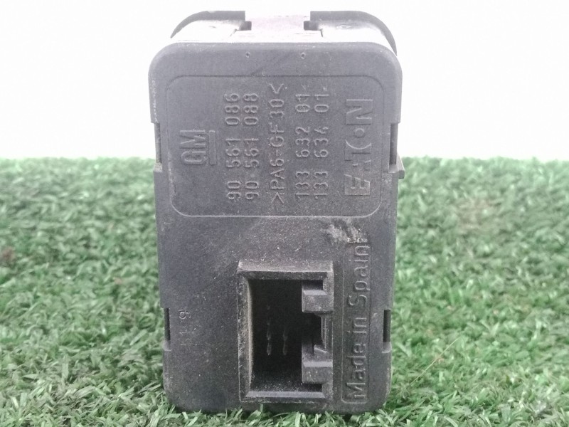 Recambio de mando elevalunas delantero izquierdo para opel astra g berlina referencia OEM IAM  2 BOTONES 