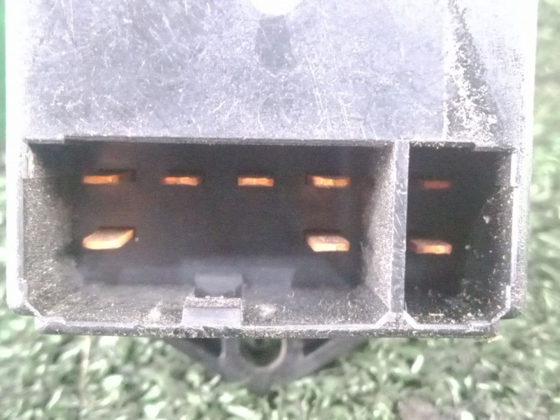 Recambio de mando elevalunas delantero derecho para nissan sunny berlina (n14) 1.6 16v cat referencia OEM IAM   