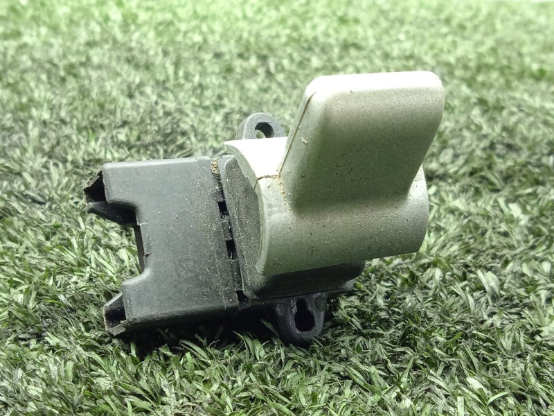 Recambio de mando elevalunas delantero izquierdo para mg mg zr 1.4 16v cat referencia OEM IAM   