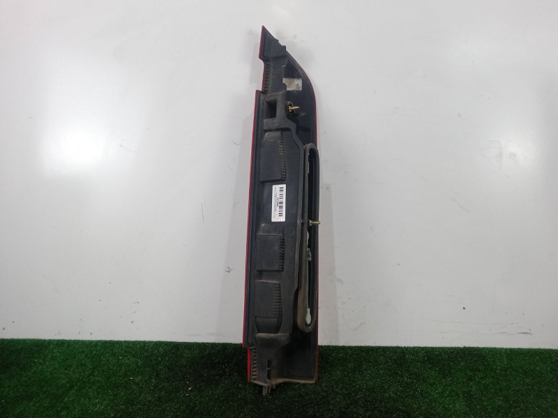 Recambio de piloto trasero izquierdo para nissan kubistar furgoneta (x76) 1.5 dci referencia OEM IAM  DOBLE.PUERTA VALEO