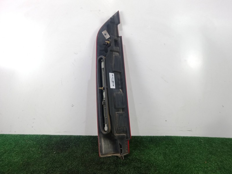 Recambio de piloto trasero derecho para nissan kubistar furgoneta (x76) 1.5 dci referencia OEM IAM  DOBLE.PUERTA VALEO