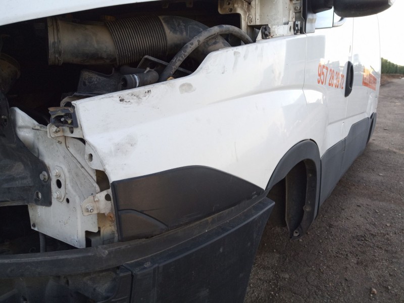 Recambio de aleta delantera izquierda para iveco daily vi furgoneta 33s14, 35s14, 35c14 referencia OEM IAM   