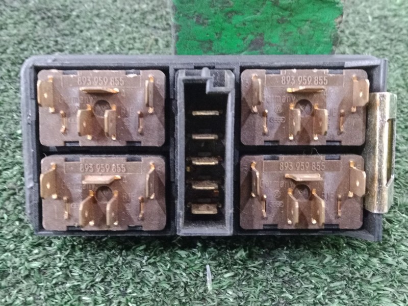 Recambio de mando elevalunas delantero izquierdo para audi 100 berlina (c4) 2.3 referencia OEM IAM  4.BOTONES 