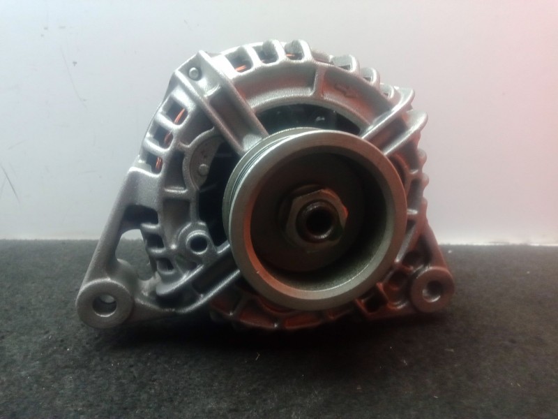 Recambio de alternador para audi a4 b6 descapotable (8h7) 2.5 tdi referencia OEM IAM LRA01975 - 0124525008 LUCAS 