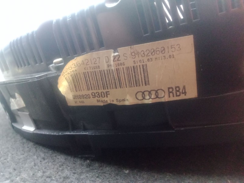 Recambio de cuadro instrumentos para audi a4 b6 descapotable (8h7) 2.5 tdi referencia OEM IAM 8H0920930F - 0263642127D BOSCH 