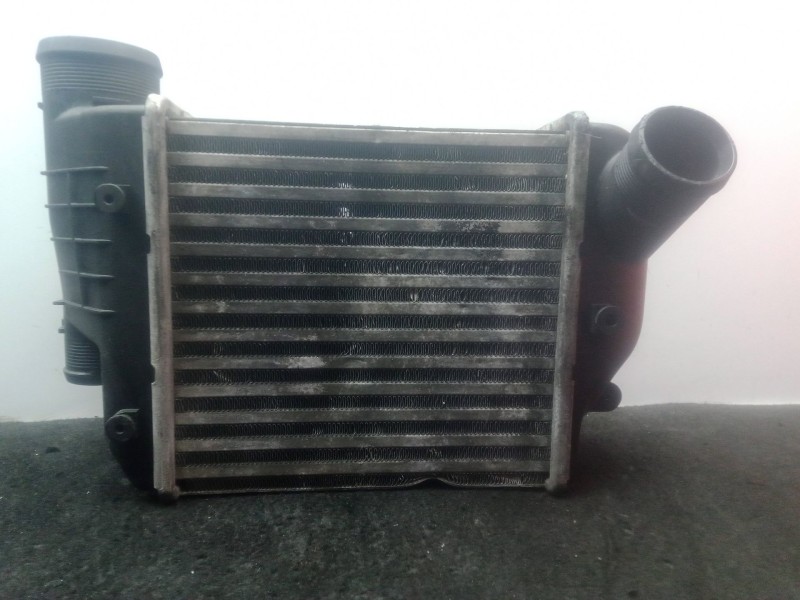 Recambio de intercooler para audi a6 c6 (4f2) 3.0 tdi quattro referencia OEM IAM 4F0145806E  