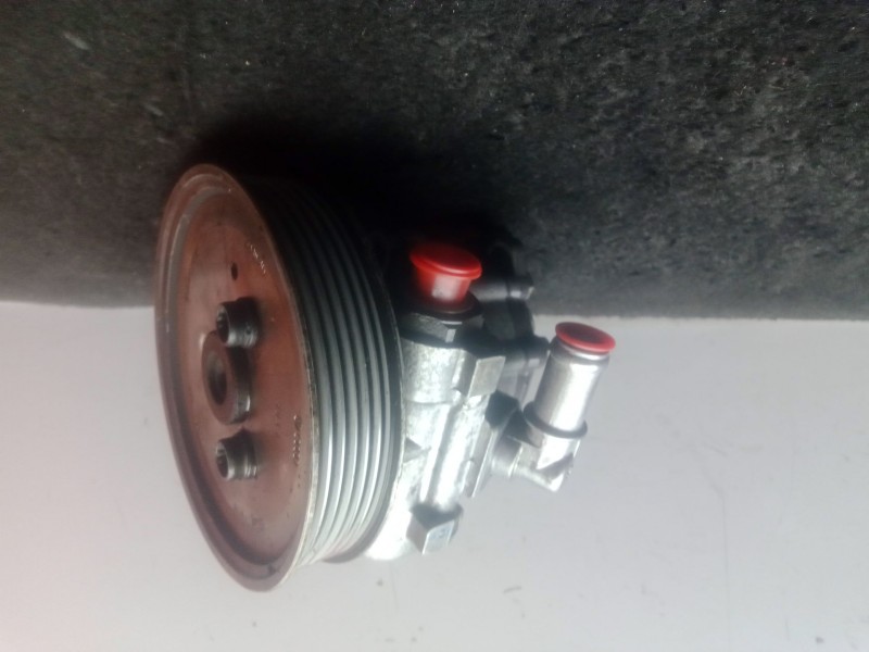 Recambio de bomba direccion para audi a6 c6 (4f2) 3.0 tdi quattro referencia OEM IAM 4F0145155A  