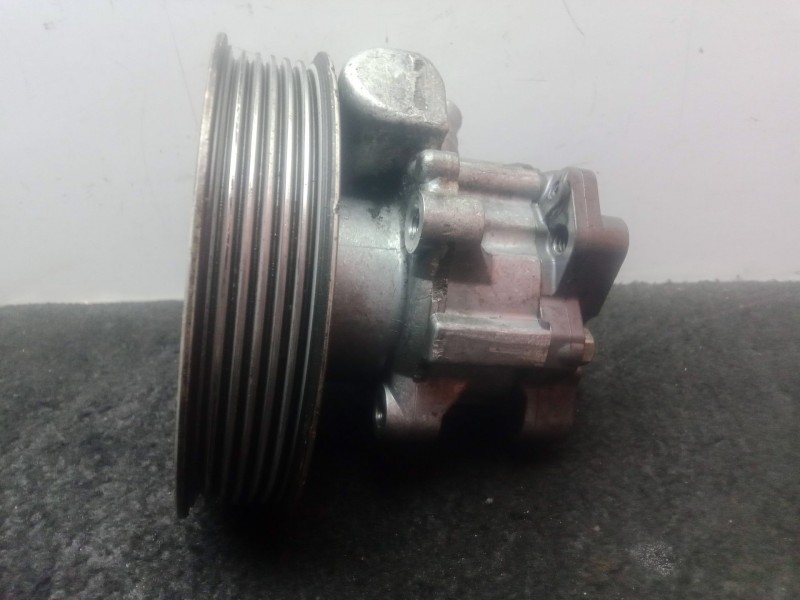 Recambio de bomba direccion para audi a6 c6 (4f2) 3.0 tdi quattro referencia OEM IAM 4F0145155A  