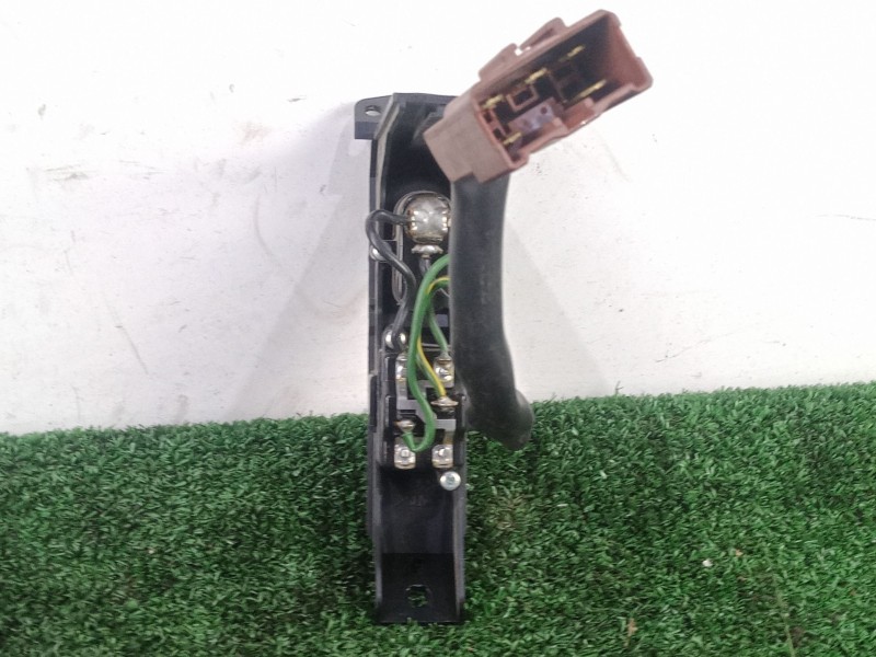 Recambio de mando elevalunas delantero derecho para mg serie 45 (rt) 1.6 16v cat referencia OEM IAM   